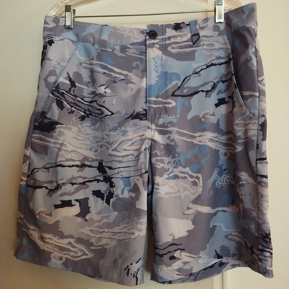 Men's Under Armour Heatgear Loose Fit Shorts Size 36